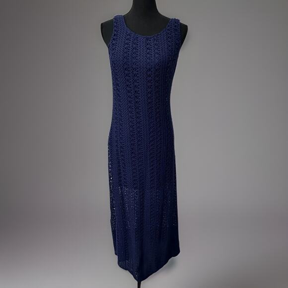 QUINN Navy Blue Crochet Knit Sleeveless Midi Dress with Lining Size Medium NWT - Picture 1 of 13